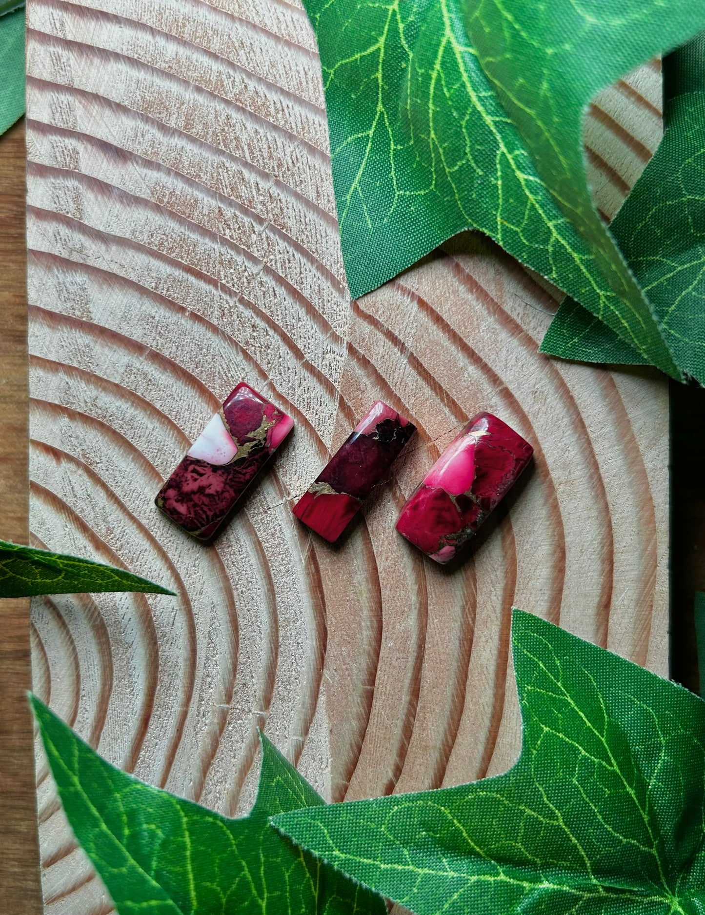 Rose Dahlia Cabs