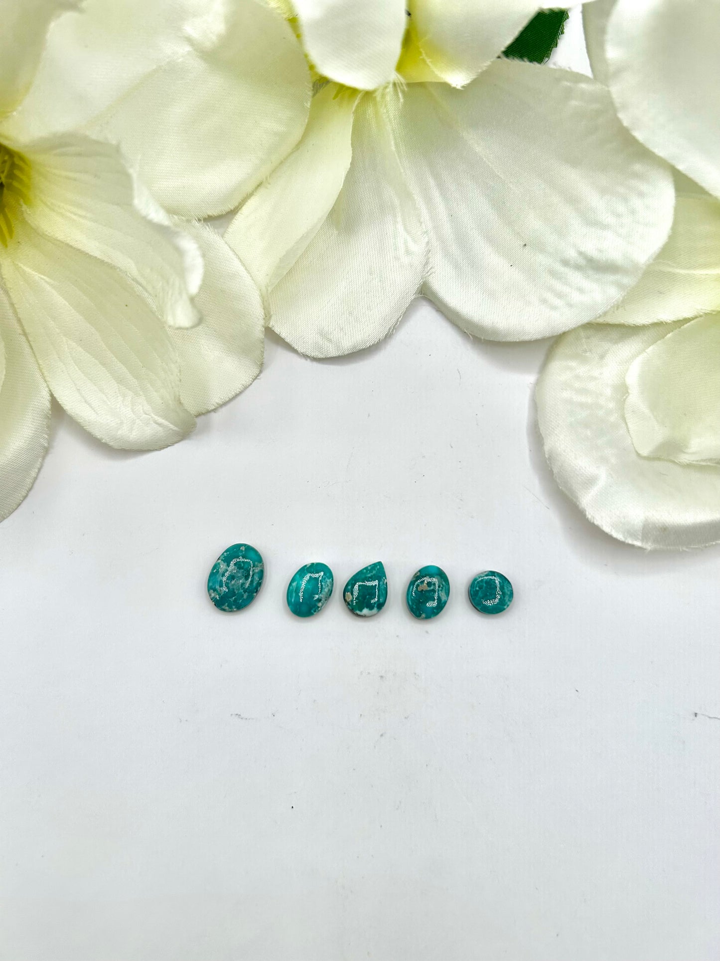 White Water Turquoise Cabs