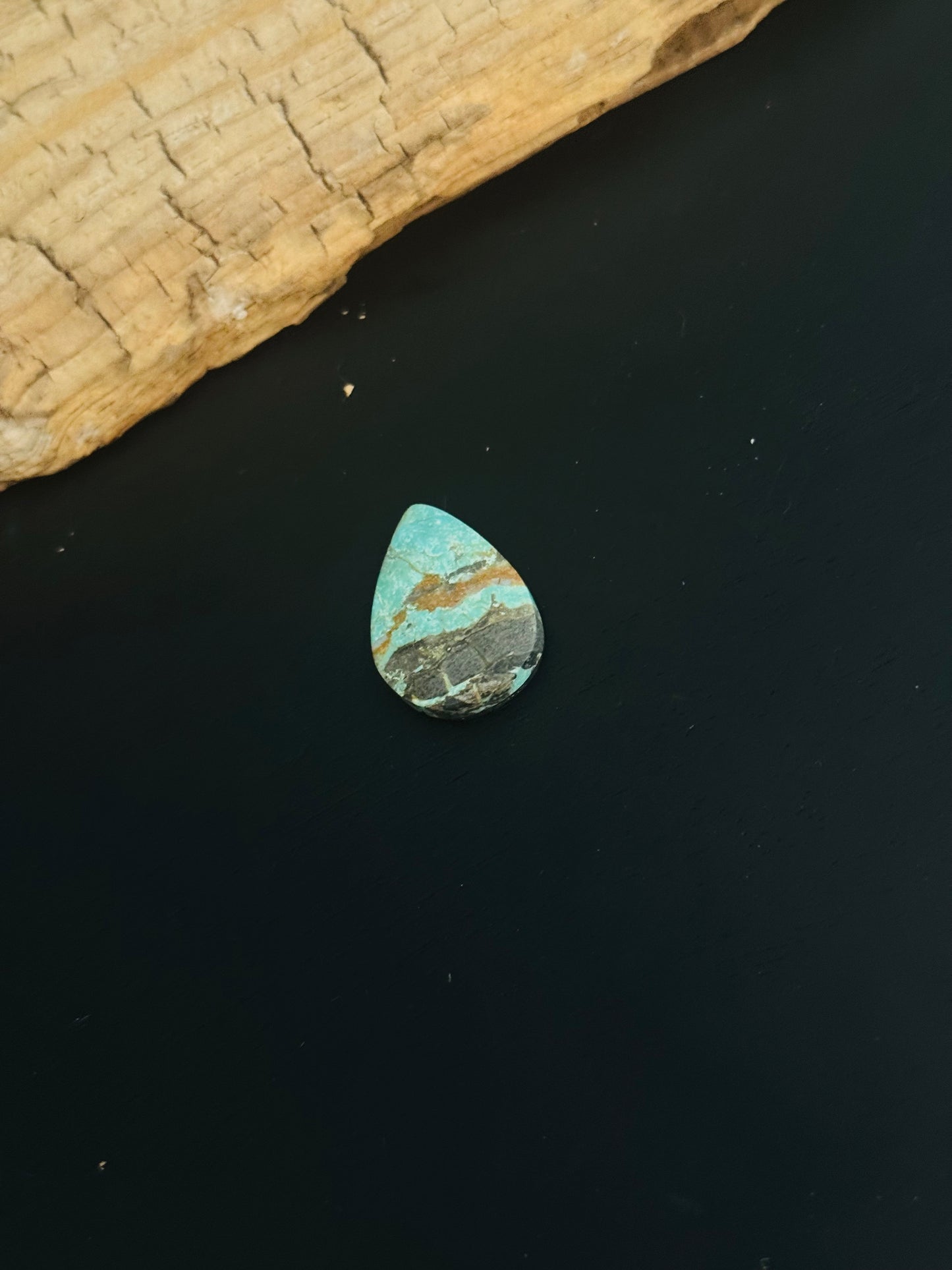 Mine 8 Turquoise Cab