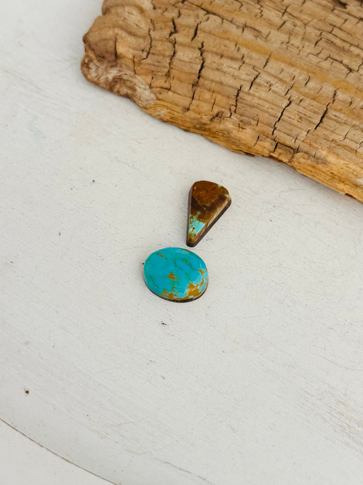 Natural Kings Manassa Turquoise Cabs