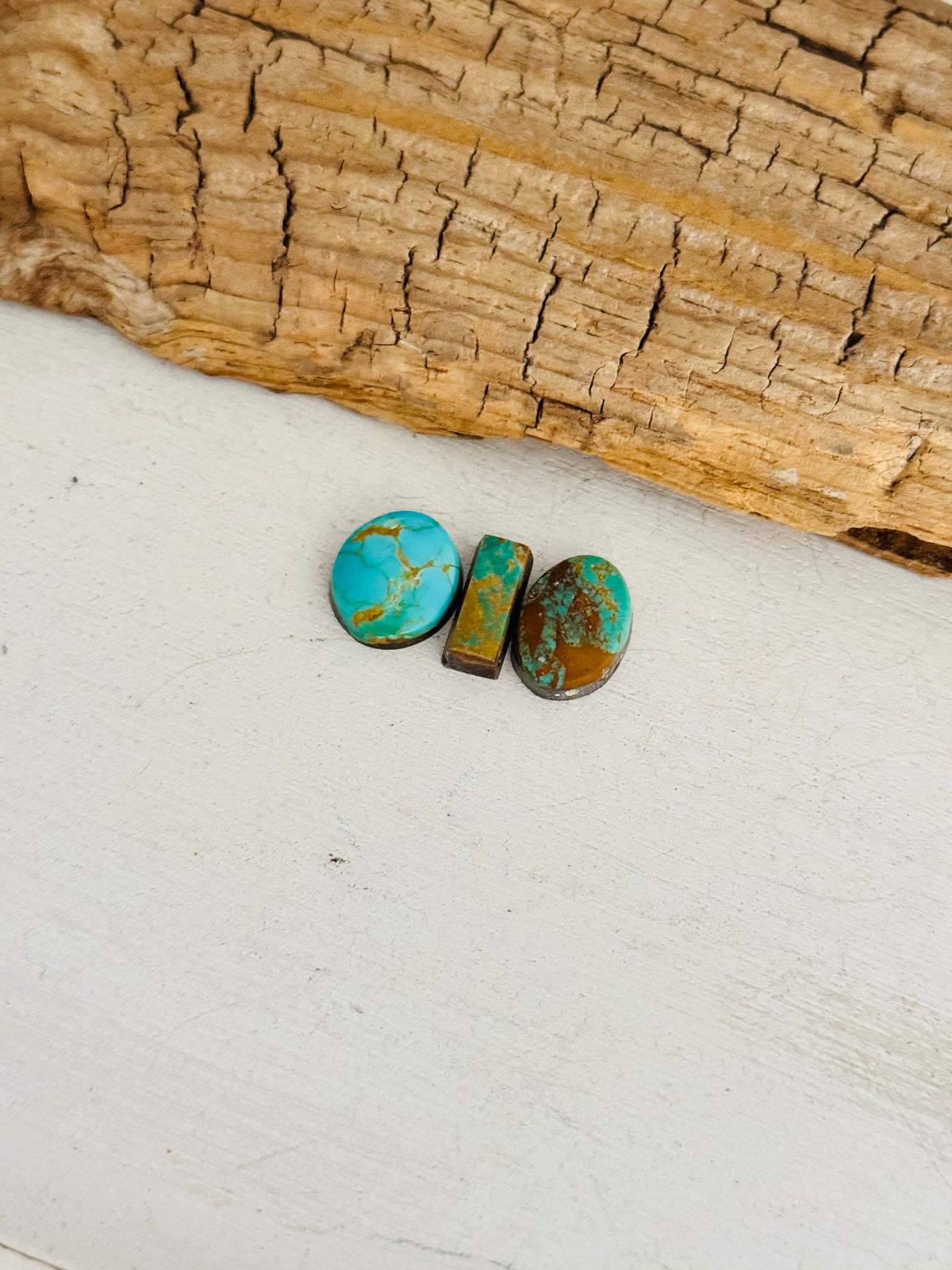 Natural Kings Manassa Turquoise Cabs