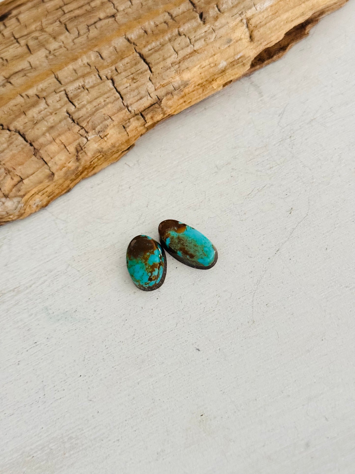 Natural Kings Manassa Turquoise Cabs