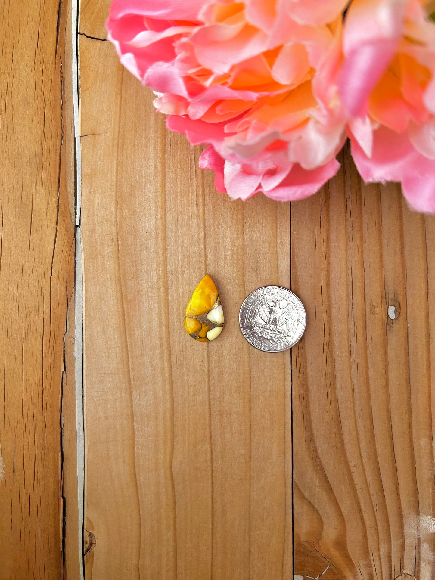 Honey Dahlia Cab