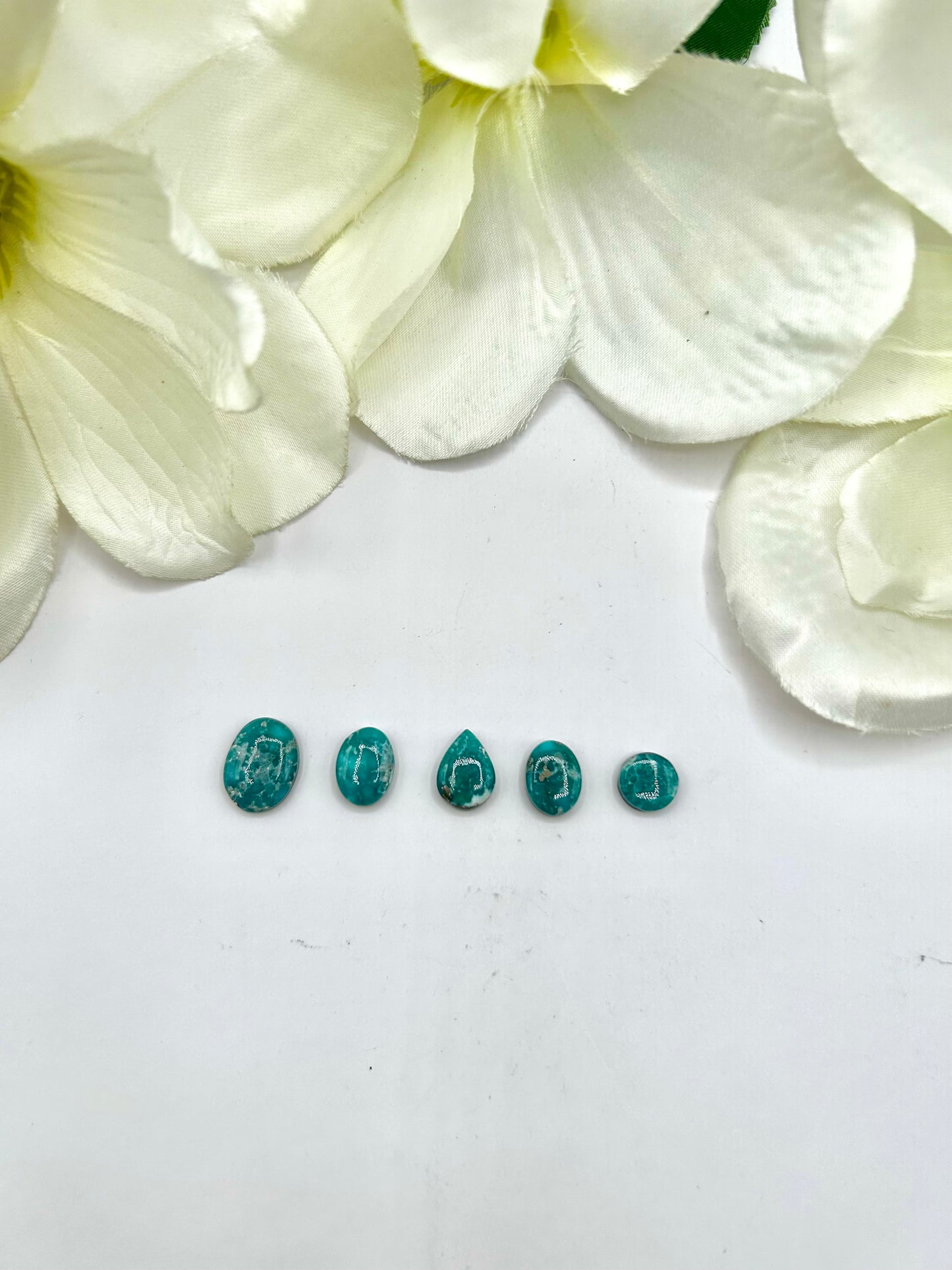 White Water Turquoise Cabs