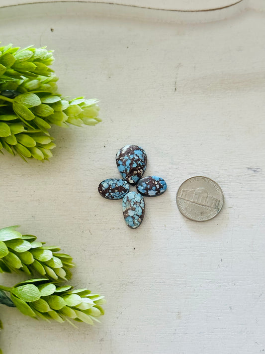 Golden Hills Turquoise Cabs