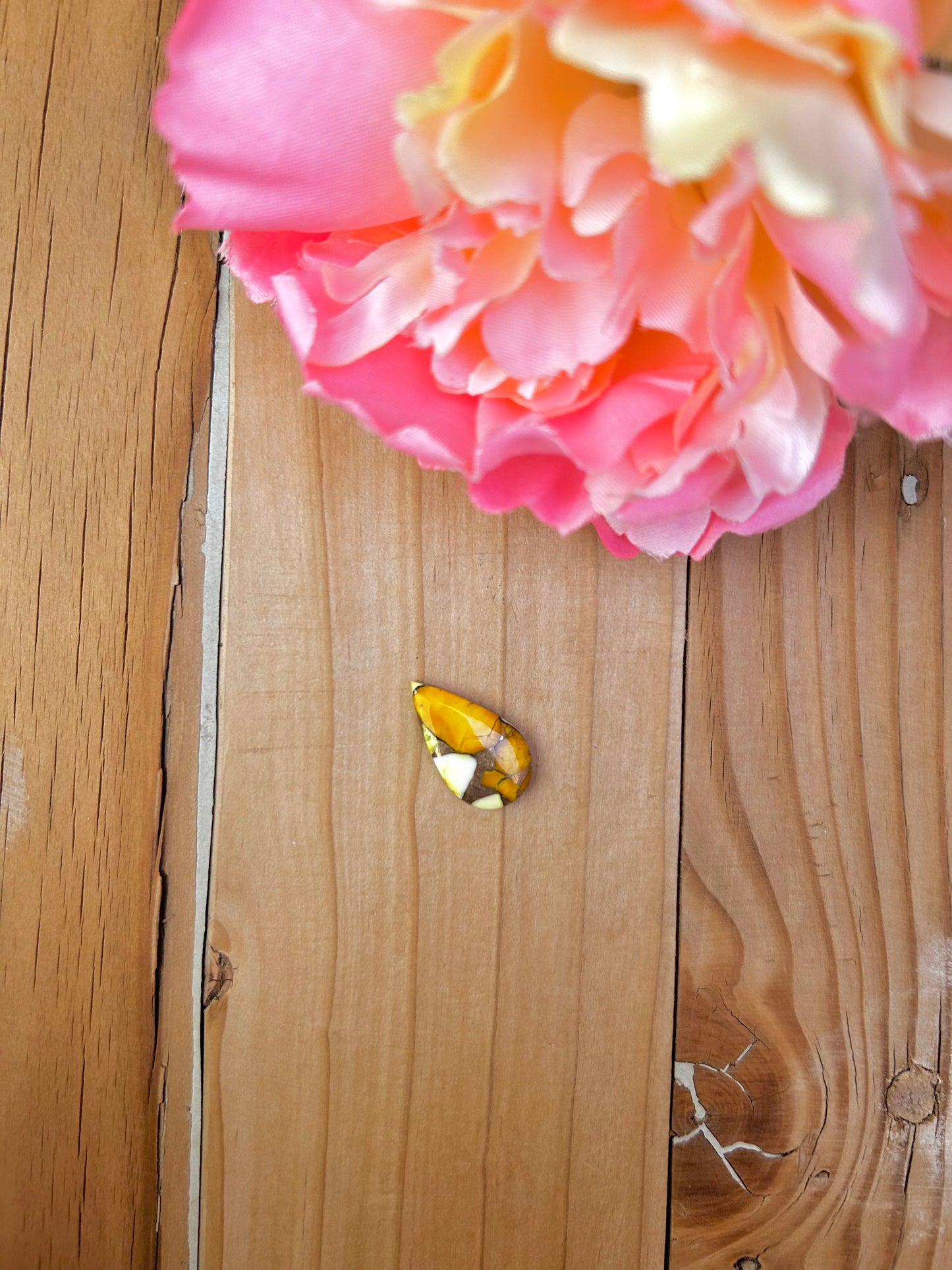 Honey Dahlia Cab