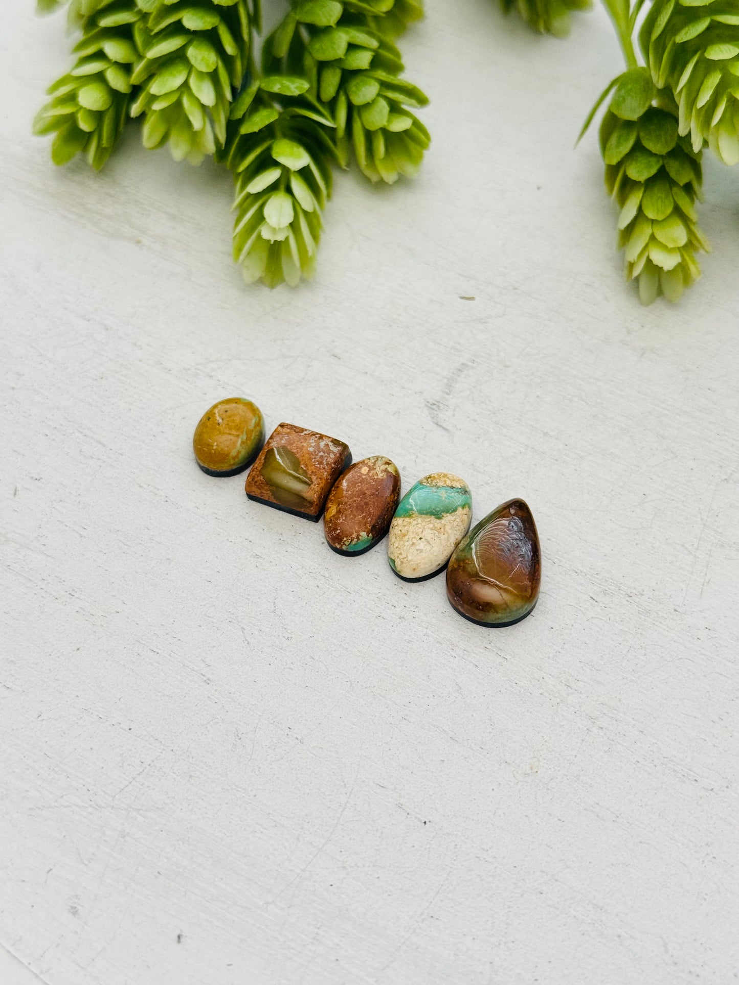 Natural Evans Turquoise Cabs