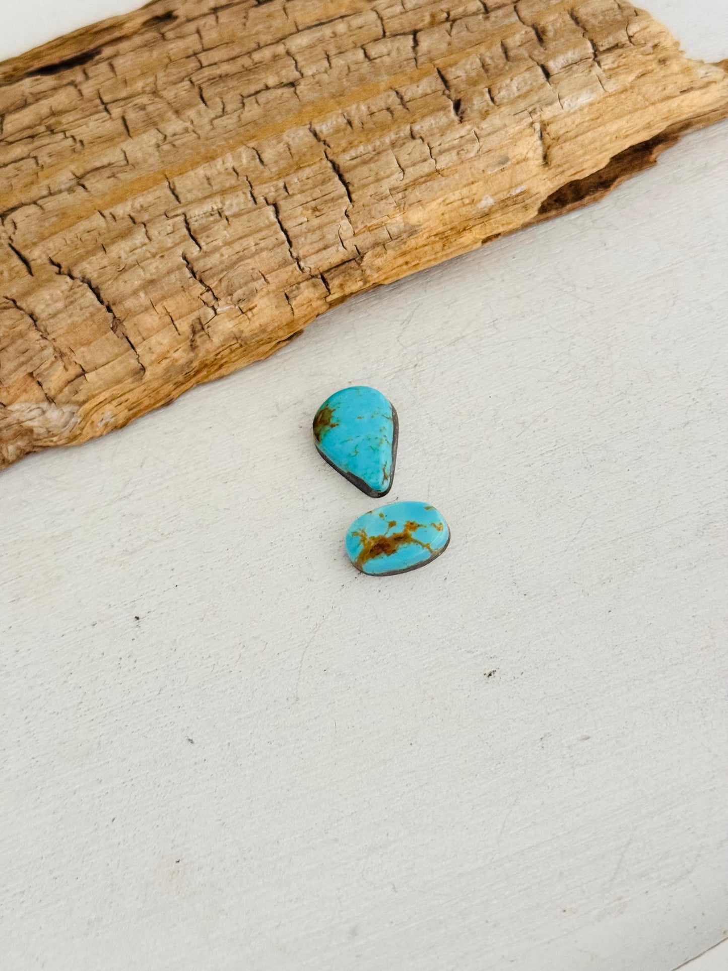 Natural Kings Manassa Turquoise Cabs